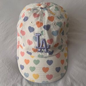 LA Dodgers Clean up cap with pastel hearts